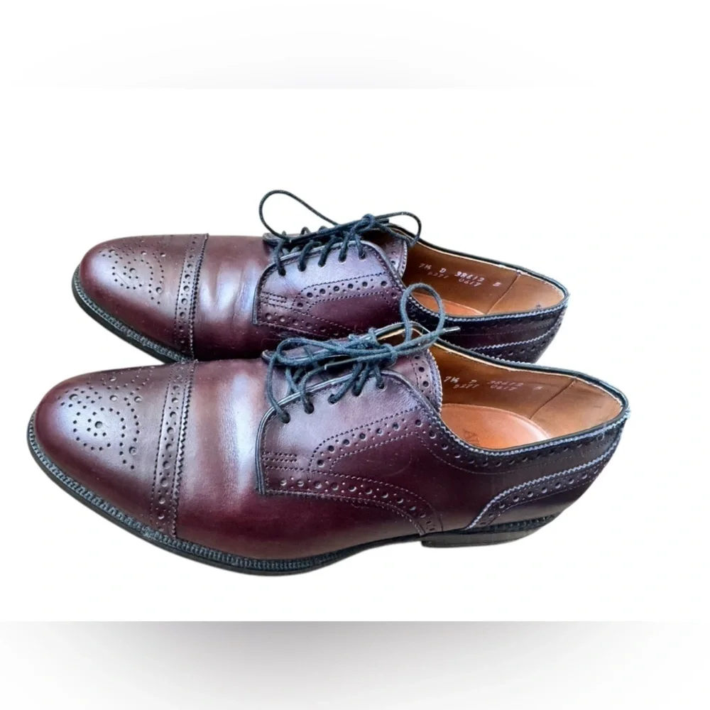 Allen Edmonds Lexington Oxford Brogue Cap-Toe Men Shoes Leather Merlot 7.5 D